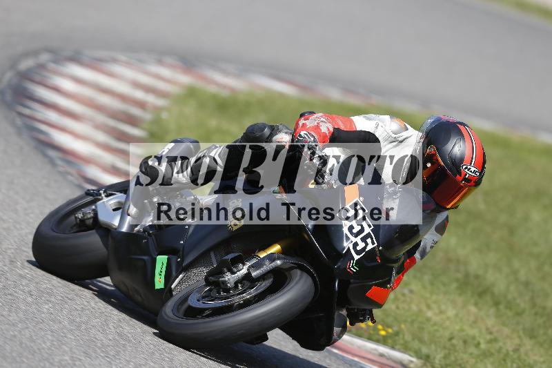 /45 10.08.2025 Plüss Moto Sport ADR/Freies Fahren/555